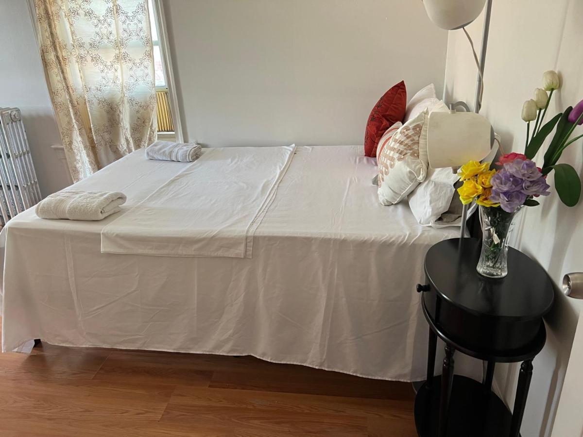 Affordable Room In Queens New York Buitenkant foto