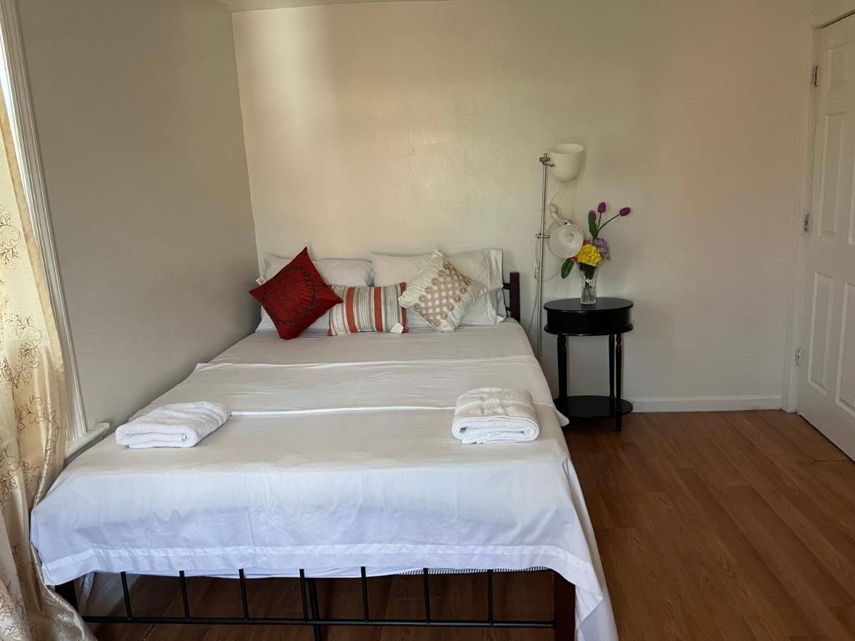 Affordable Room In Queens New York Buitenkant foto