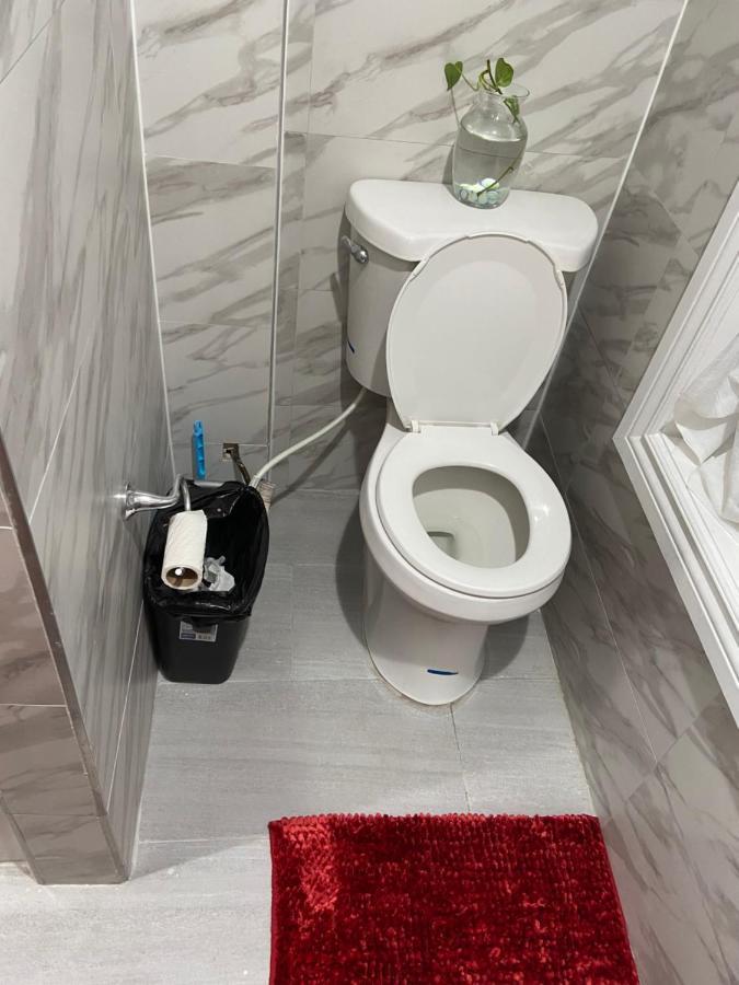 Affordable Room In Queens New York Buitenkant foto